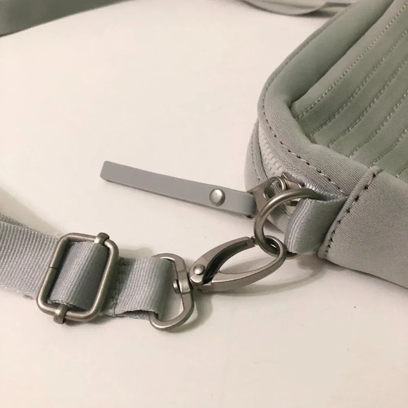 Vooray Sidekick Small  Crossbody Purse Gray Moto Bag - Picture 6 of 16